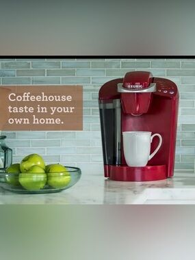 Keurig K-Classic Single Serve Coffee Maker in Rhubarb Red w/4 water new fliters